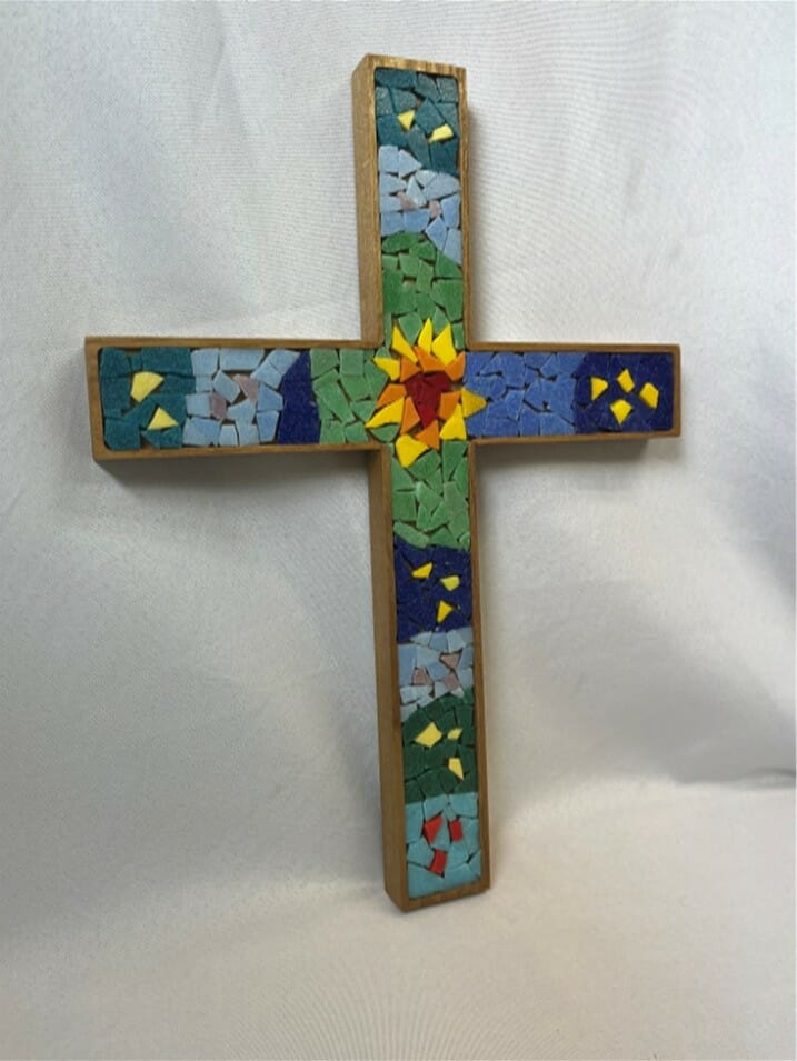 Mosaic Tiled Cross - Image 3